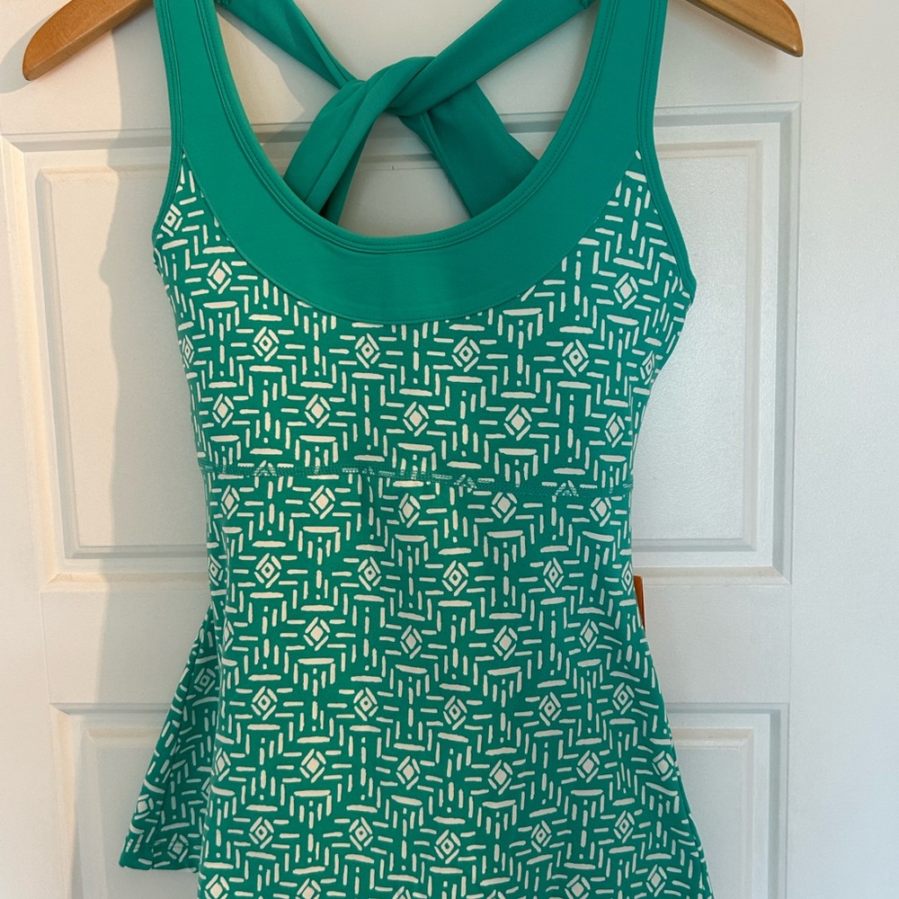 Lucy yoga tank